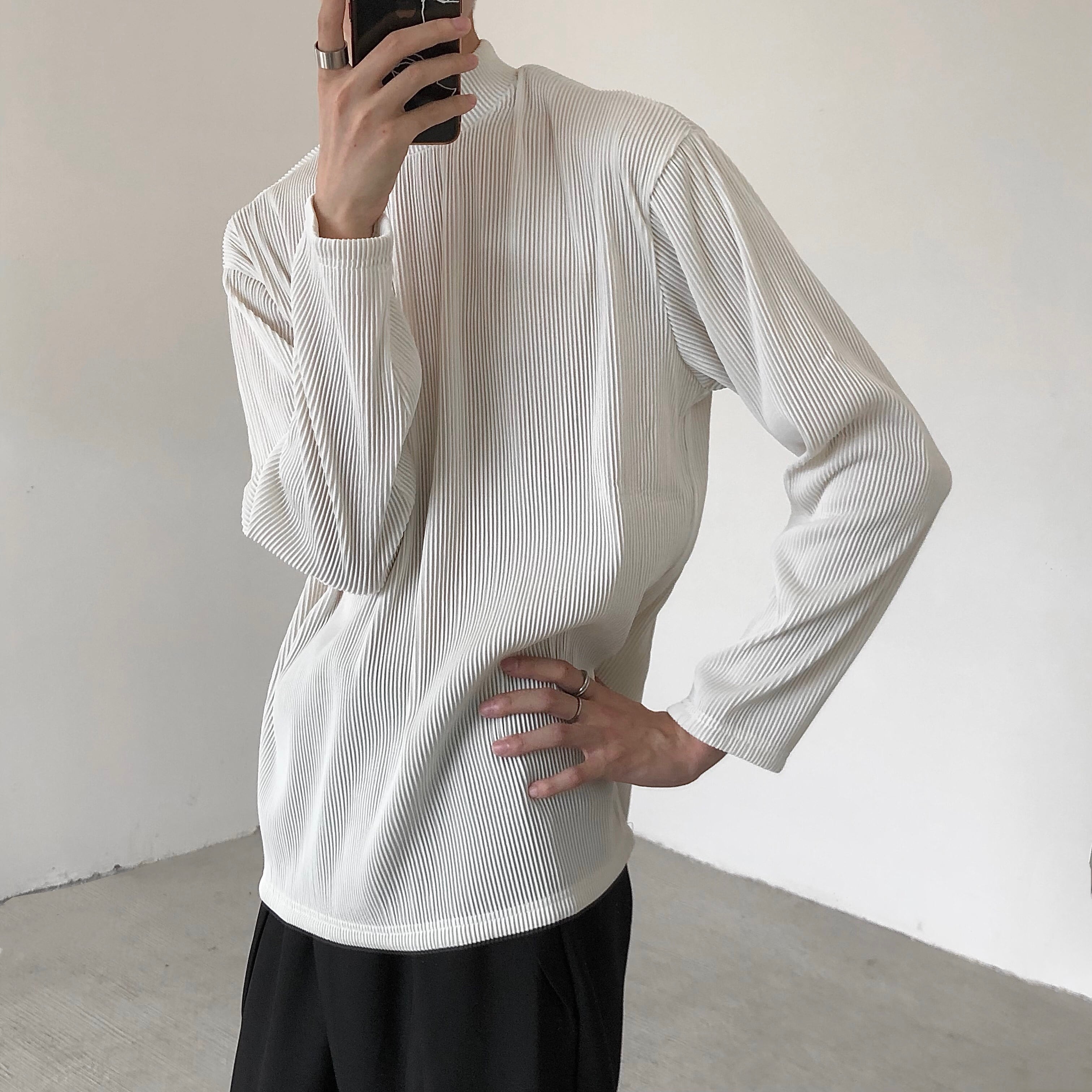 MION上品な質感のハーフネックTシャツ | mblueshop