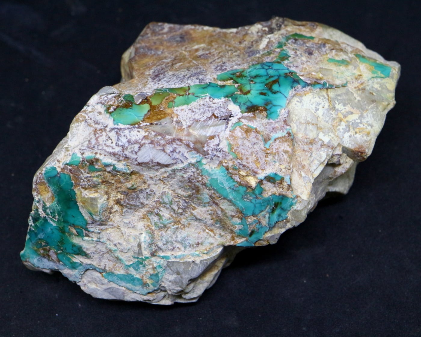 ラベンダー・ターコイズ　天然石　tp737 ラベンダー・ターコイズ 天然石 tp737 ロイストーンターコイズ