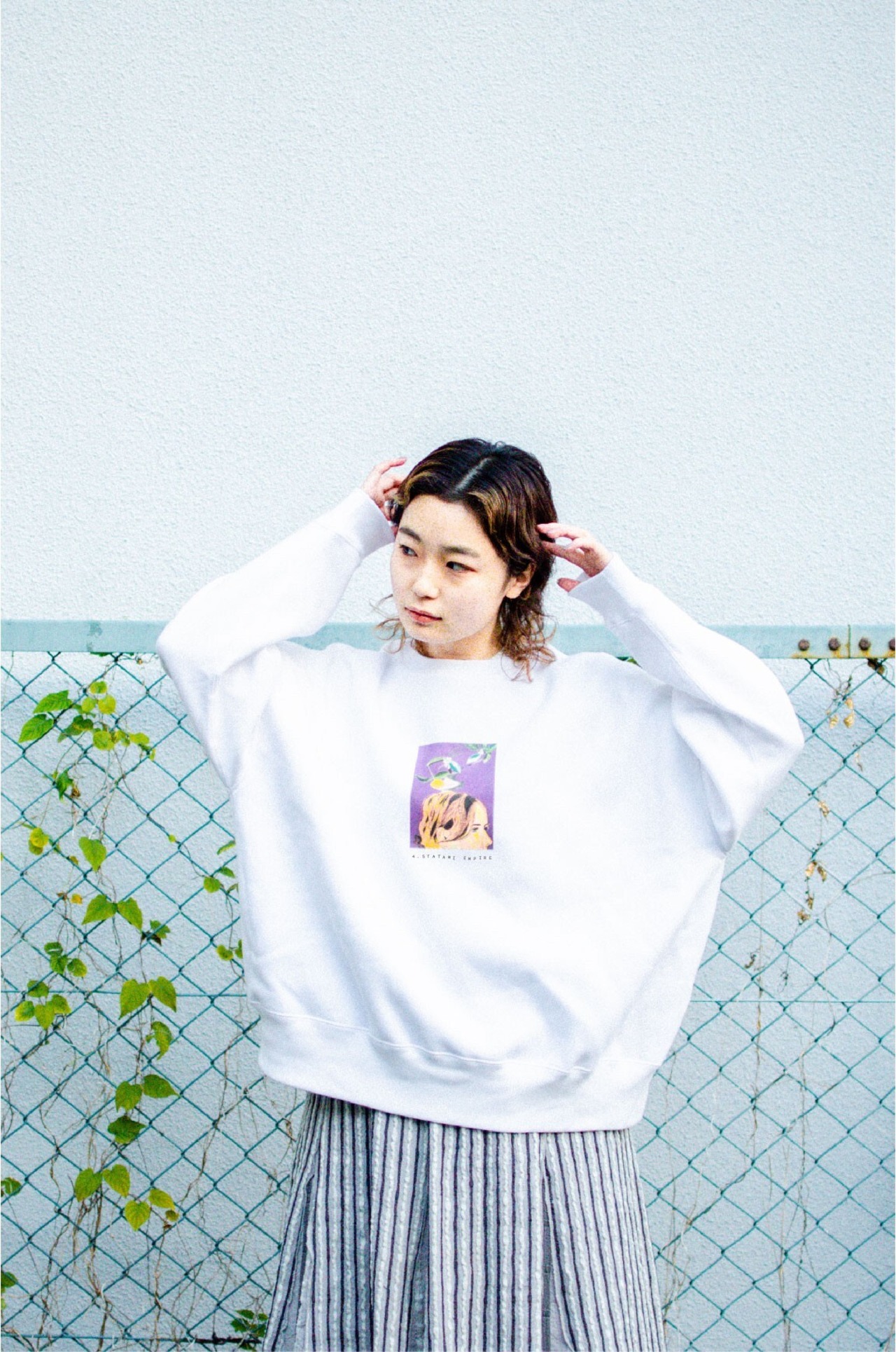 4.5TATAMI Big Silhouette Sweat white