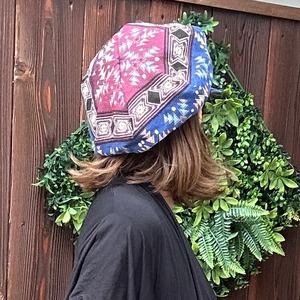 エスニック柄キャスケットB