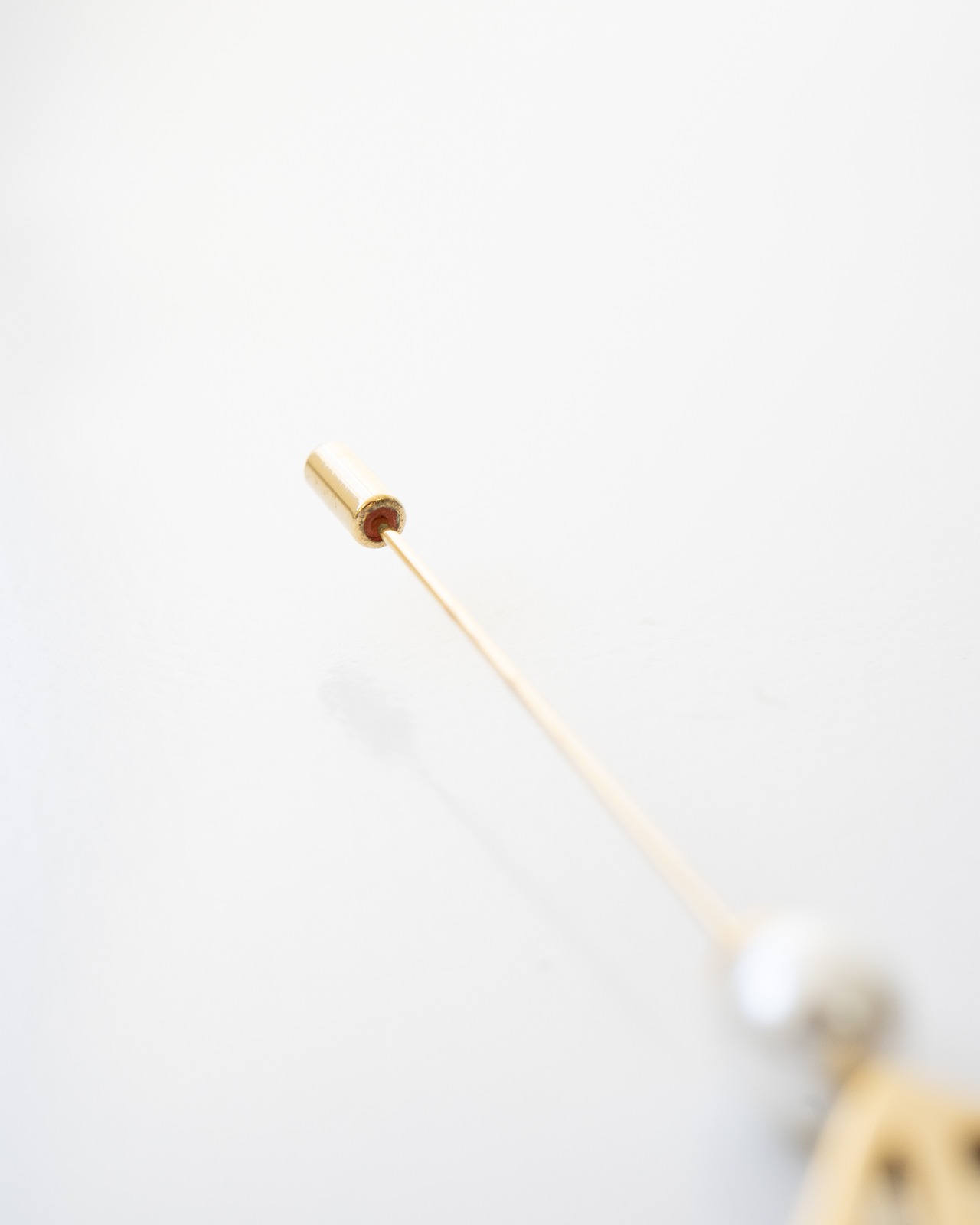 〈Ferragamo〉Pearl Pin Brooch