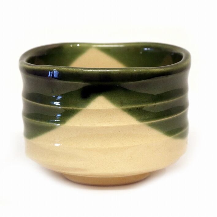 市川染五郎絵付 織部抹茶椀 保管品w 聖苑・抹茶碗・織部・市川染五郎絵付・共箱・No.190825-36・梱包