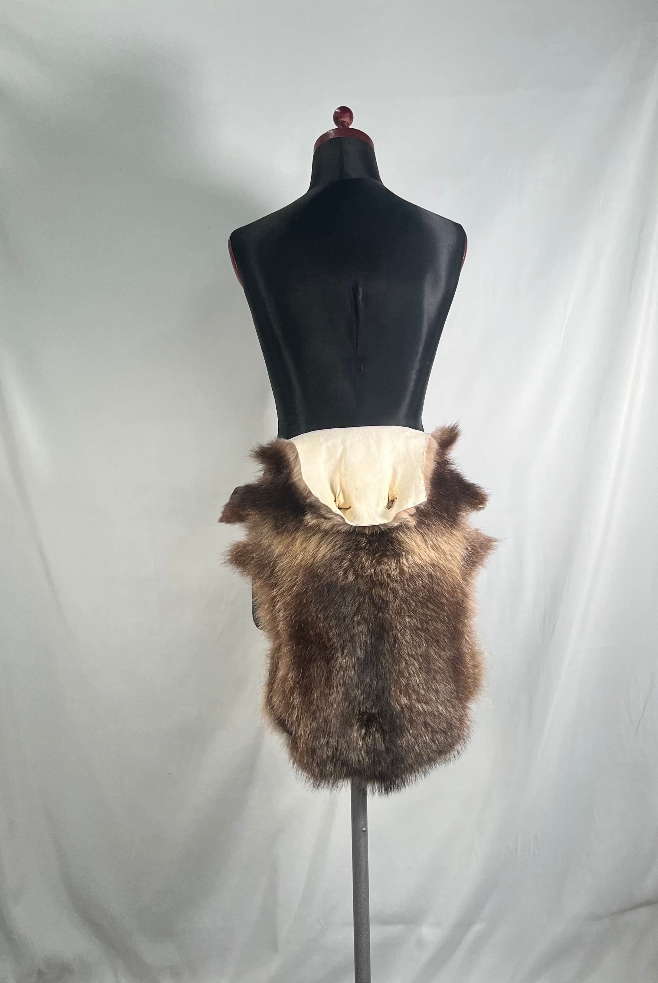 しり当て ニホンタヌキ 青森県産 w85㎝～115㎝ 長さ44㎝×幅30.5