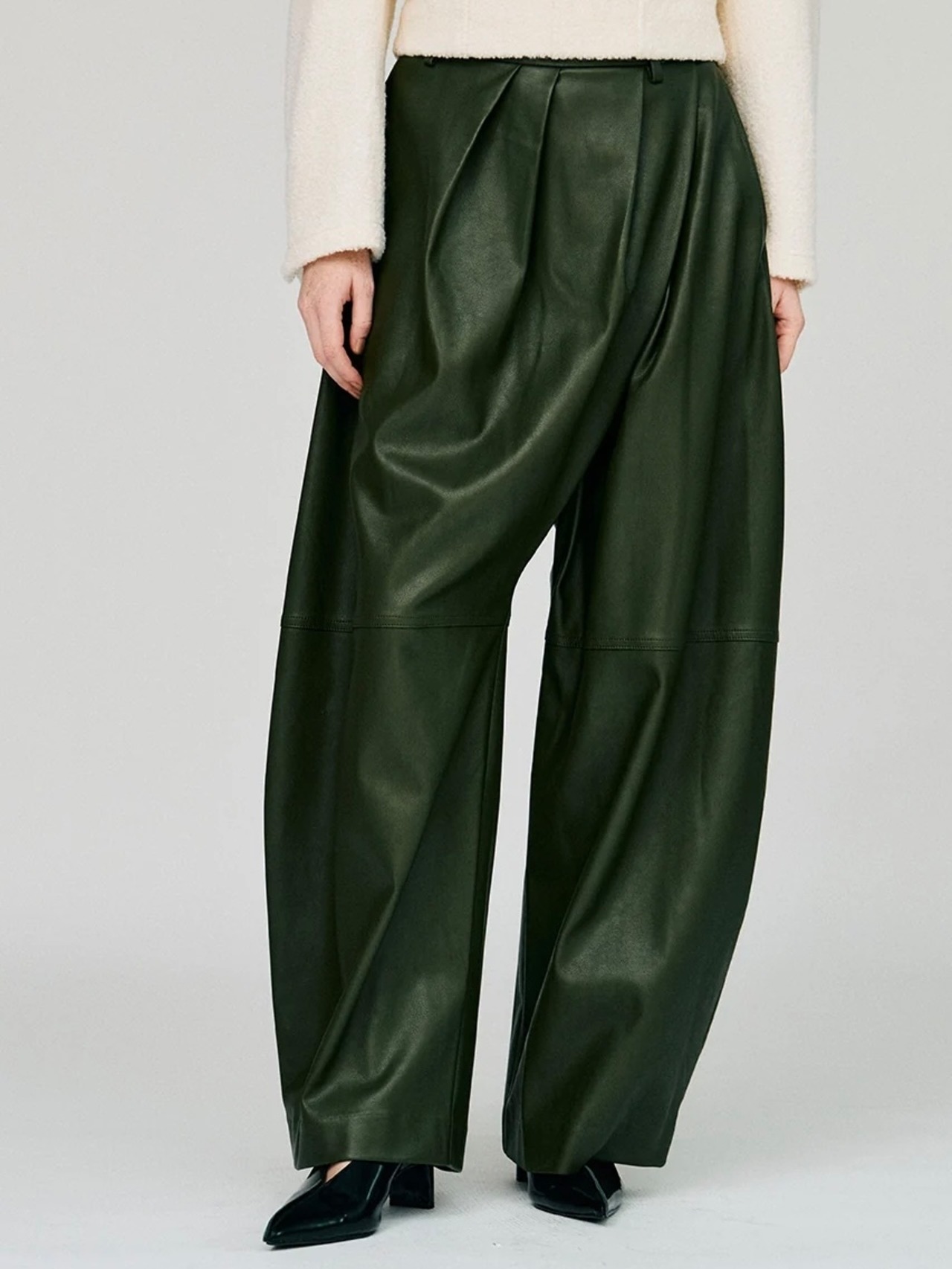 【26AW | WOMEN】PRANK PROJECT プランクプロジェクト / パンツ / Fake Leather Balloon Pants　31262466111 - 1