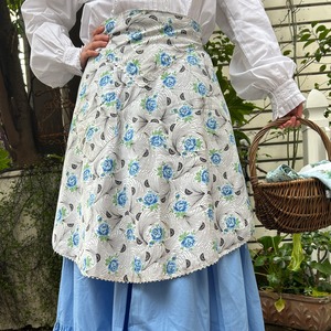 vintage  blue rose print apron