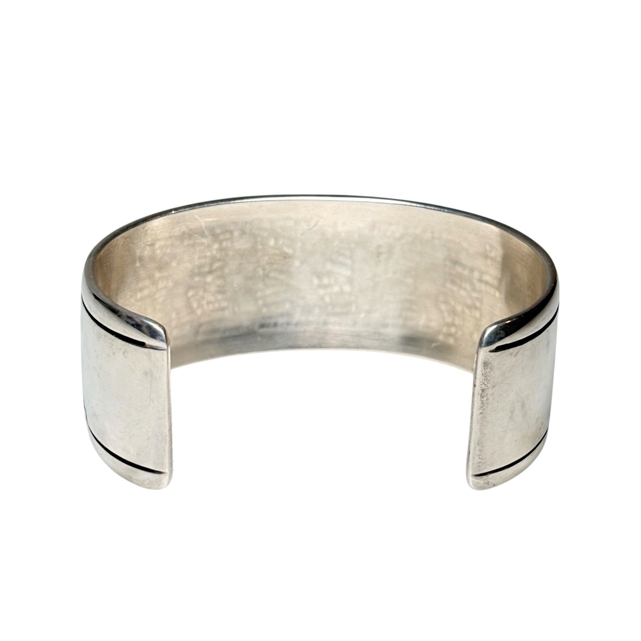 Hopi BENNETT KAGENVEMA overlay silver bangle “Kachina”