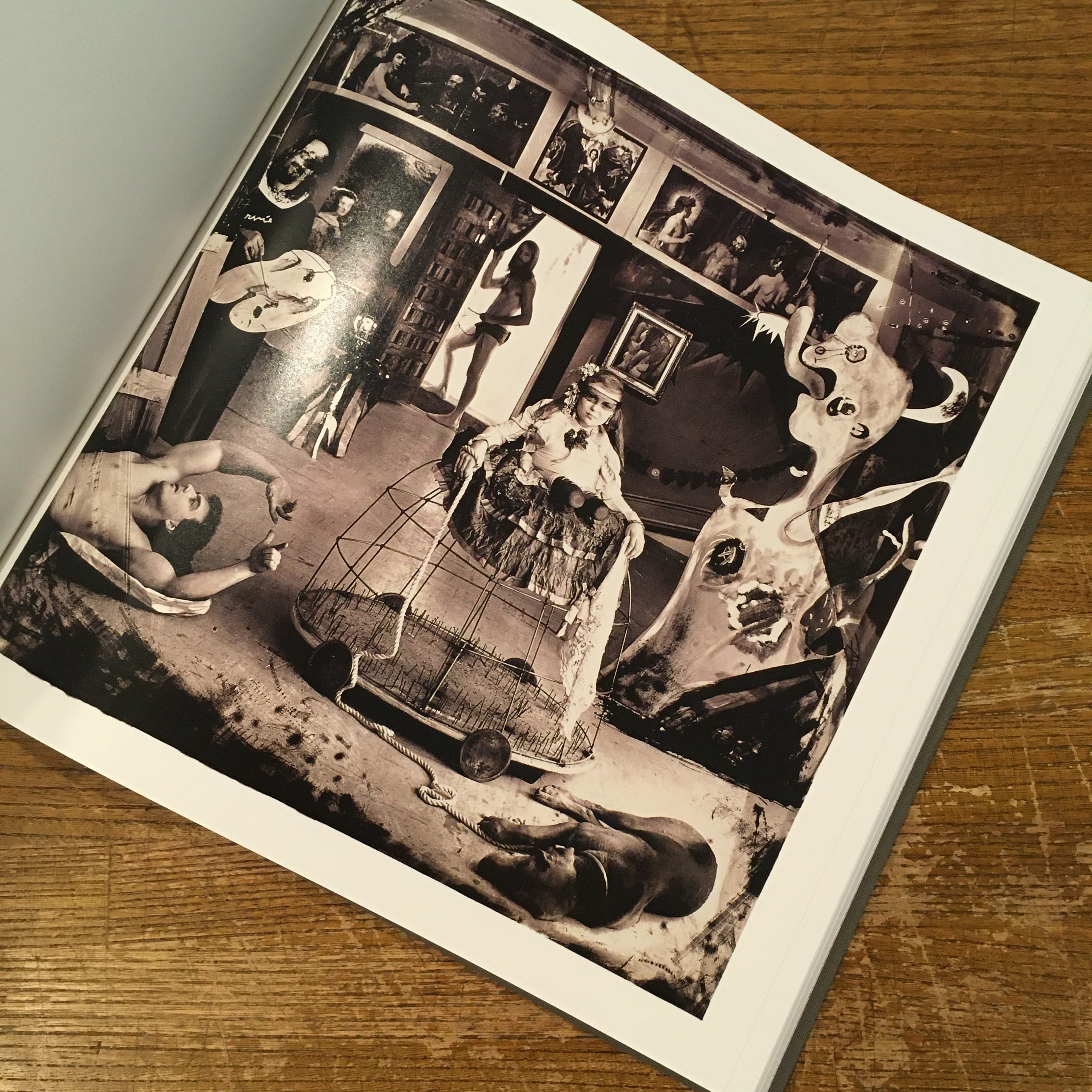 THE BONE HOUSE / Joel-Peter Witkin(ジョエル=ピーター THE BONE HOUSE / Joel-Peter Witkin(ジョエル=ピーター