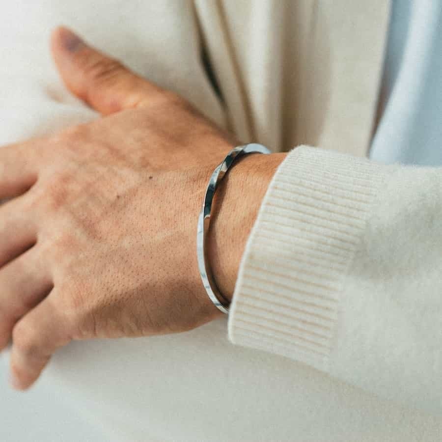 twisted bangle(silver)#b28 | garcia twisted bangle(silver)#b28 | garcia