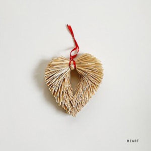 Straw wreath (heart)