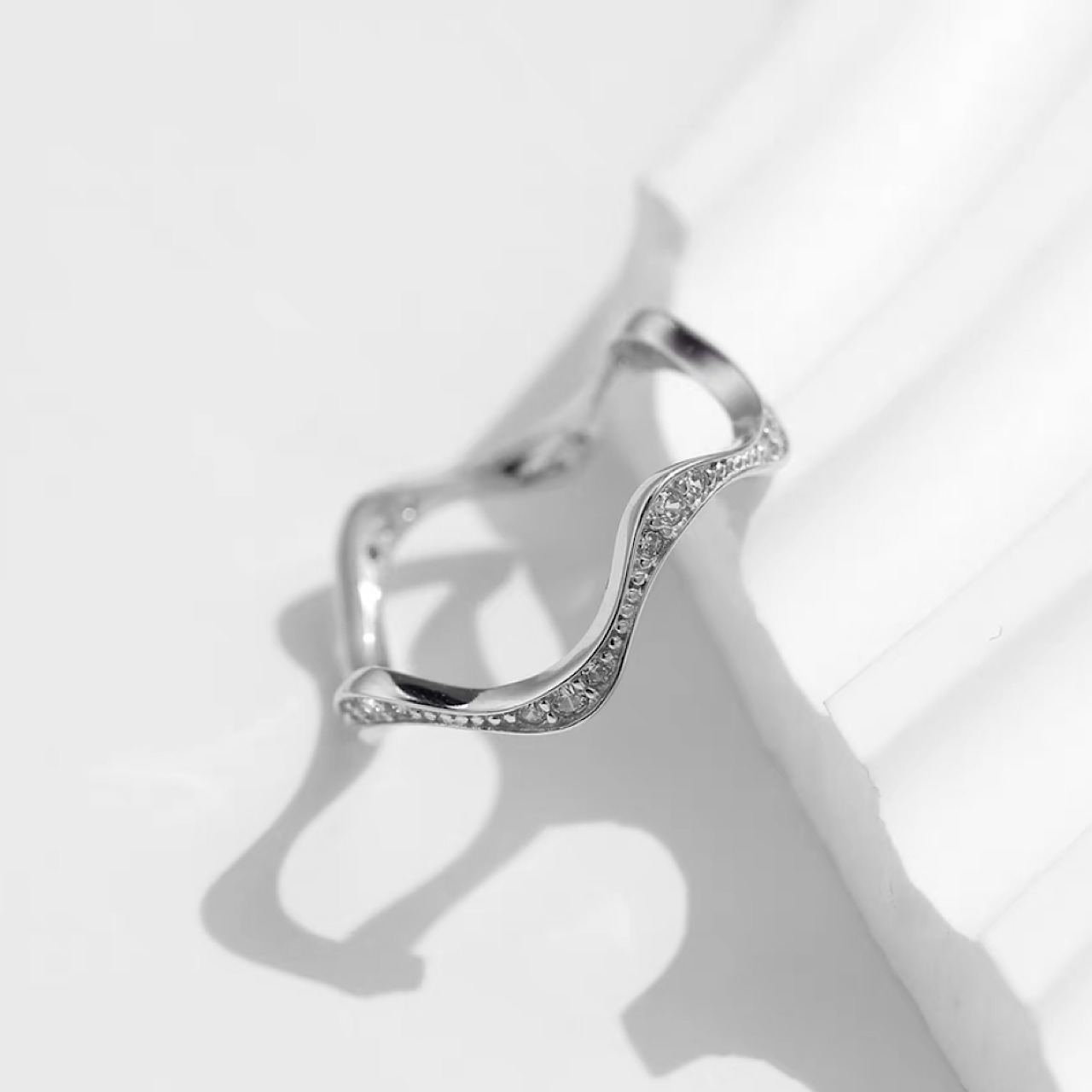 指輪 おしゃれ ジオメタリック ウェーブ ダイヤモンド リング - 7