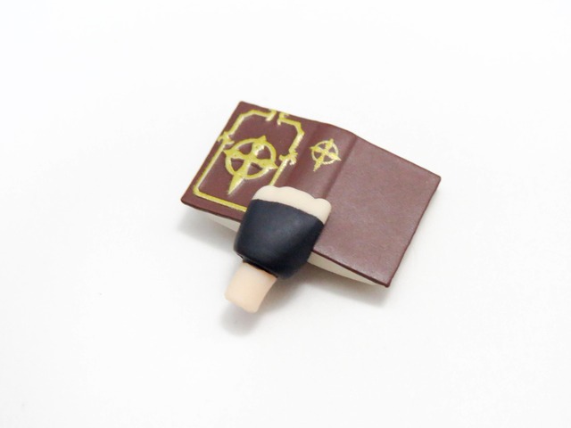 再入荷【336】 八神はやて 小物パーツ 本　ねんどろいど