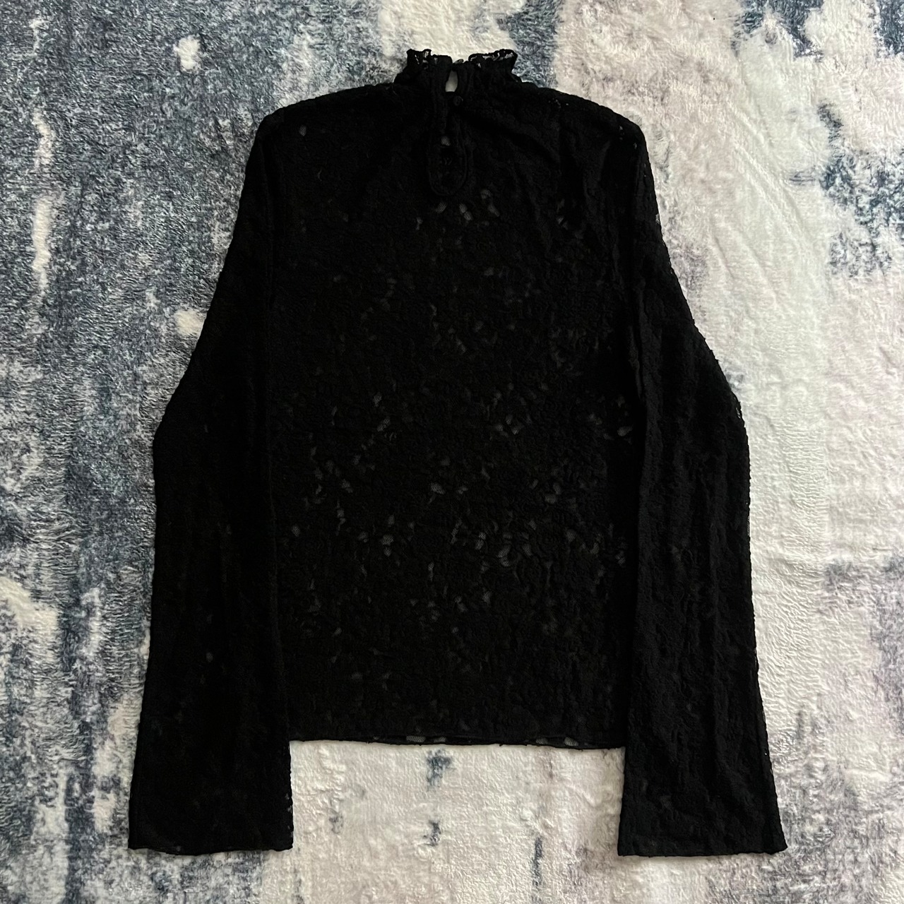 "UNKNOWN" Rose Lace Top