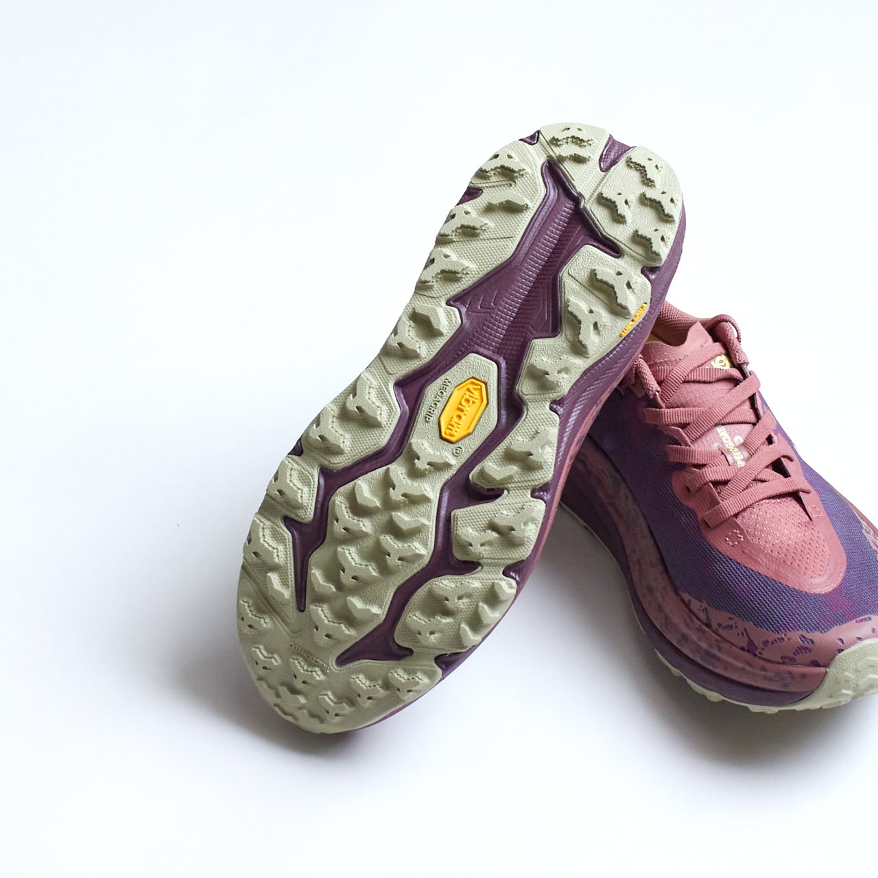 HOKA（ホカ）W SPEEDGOAT 6 -ルージュ / ブラック チェリー ウィメンズ