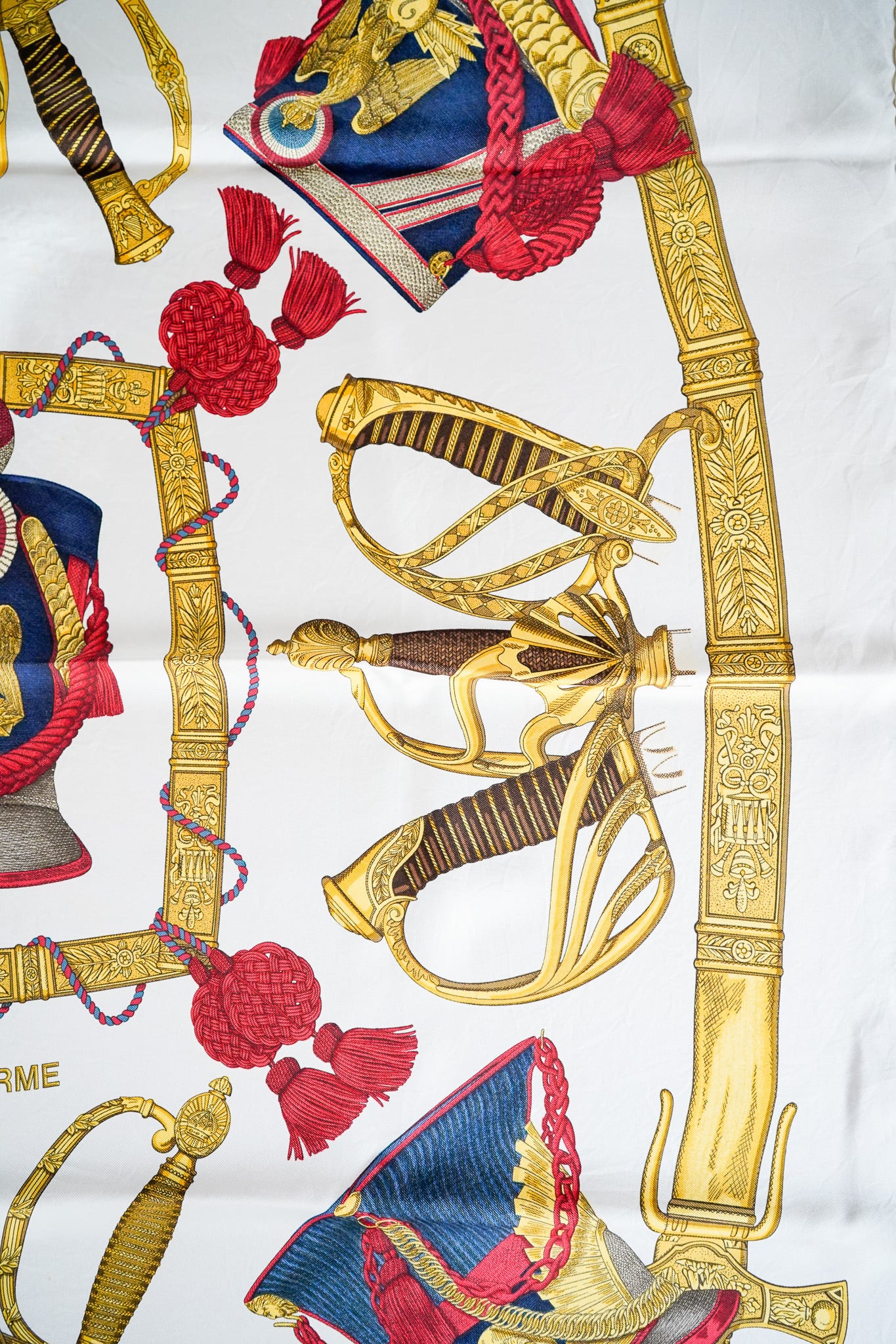 HERMÈS Carre 90 Silk Scarf 