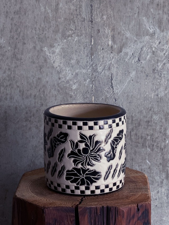 Bien Hoa／Flower vase