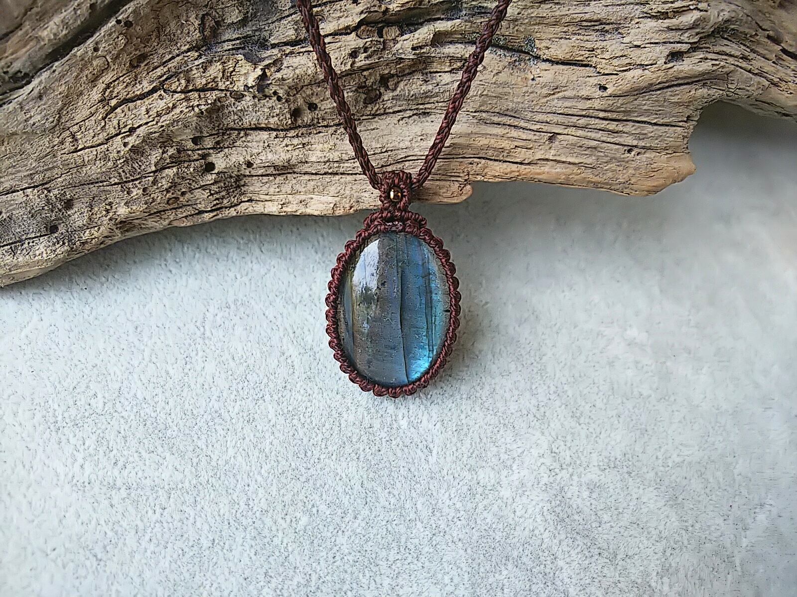 ラブラドライト シンプルマクラメネックレス