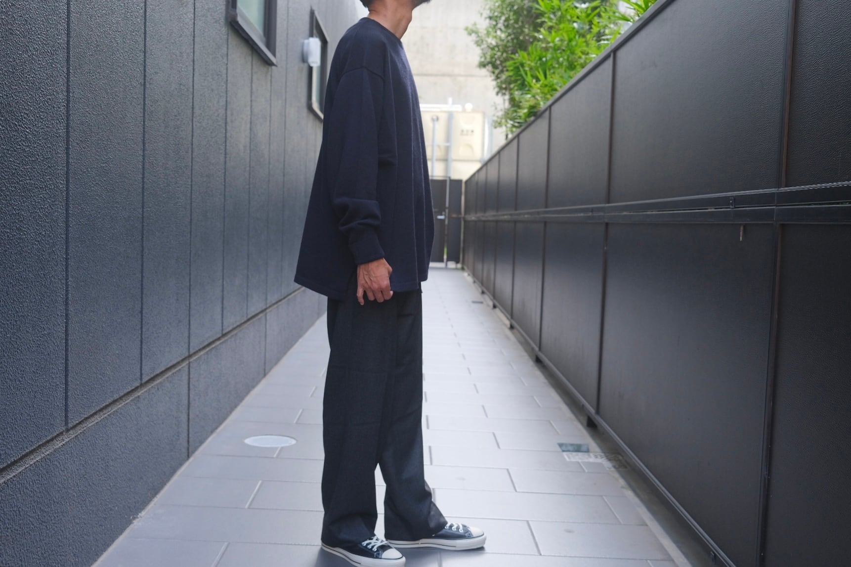 COMOLI(コモリ) / ウールフラノパンツ-CHARCOAL-(C03-03008) | Signs