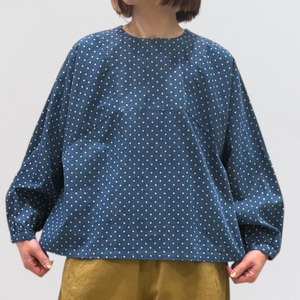 Co’s Indigo dot print 9/10 sleeve blouse