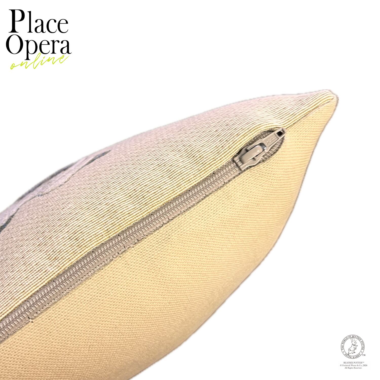 クッション・25cm】ピーター/ピーターラビットシリーズ | Place Opera