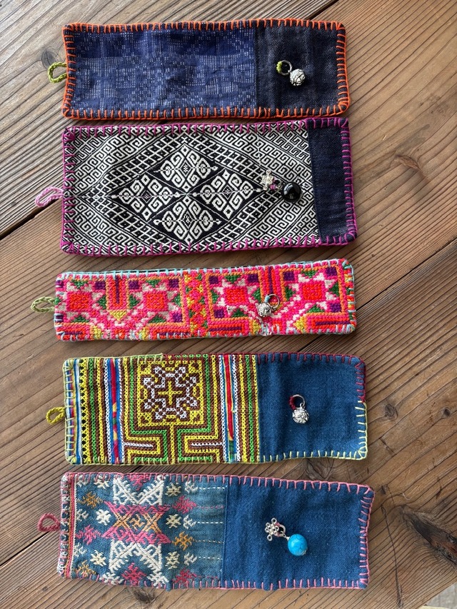 少数民族リメイク バングル11 花モン族 Flower Hmong