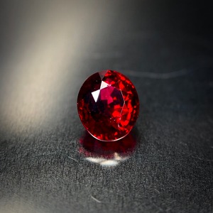 妖艶な血紅の宝石 0.45ct 天然 ピジョンブラッド ルビー DGL鑑別書付属