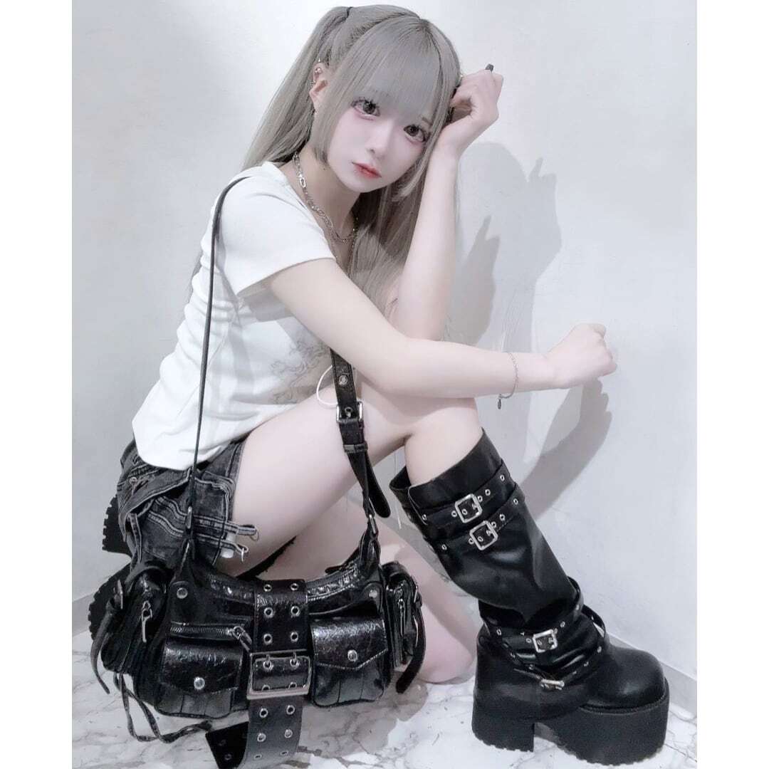 4ベルトルーズカバー厚底ロングブーツ | VOLCAN&APHRODITE