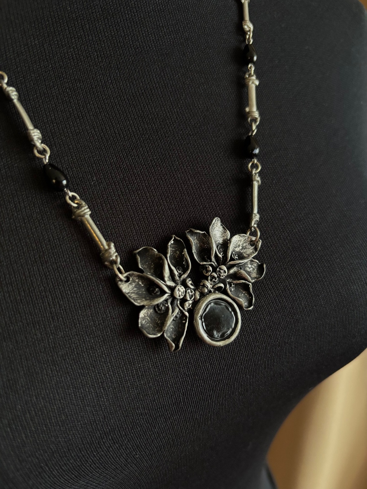 gothic floral statement necklace-5312-7