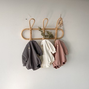 ベビー 冬秋新作　ナシ柄 ロンパース　