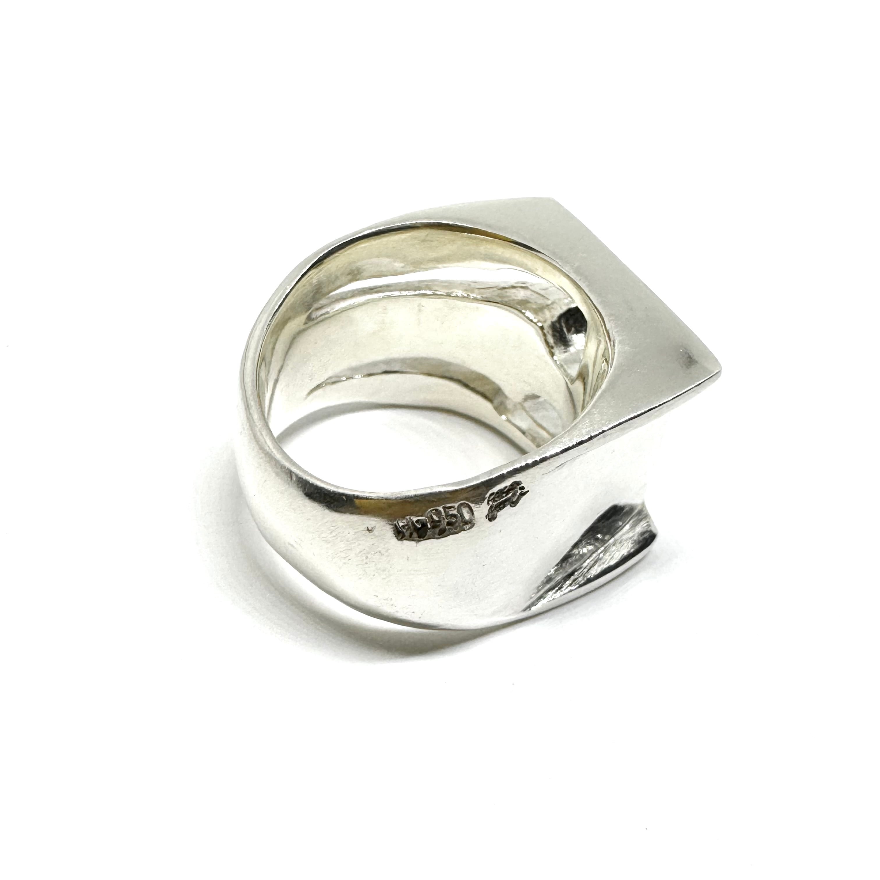 【値下げ】vintage ビンテージ　イニシャルリング　希少　70年代　80年代 値下げ】vintage ビンテージ イニシャルリング 希少 70年代 80年代