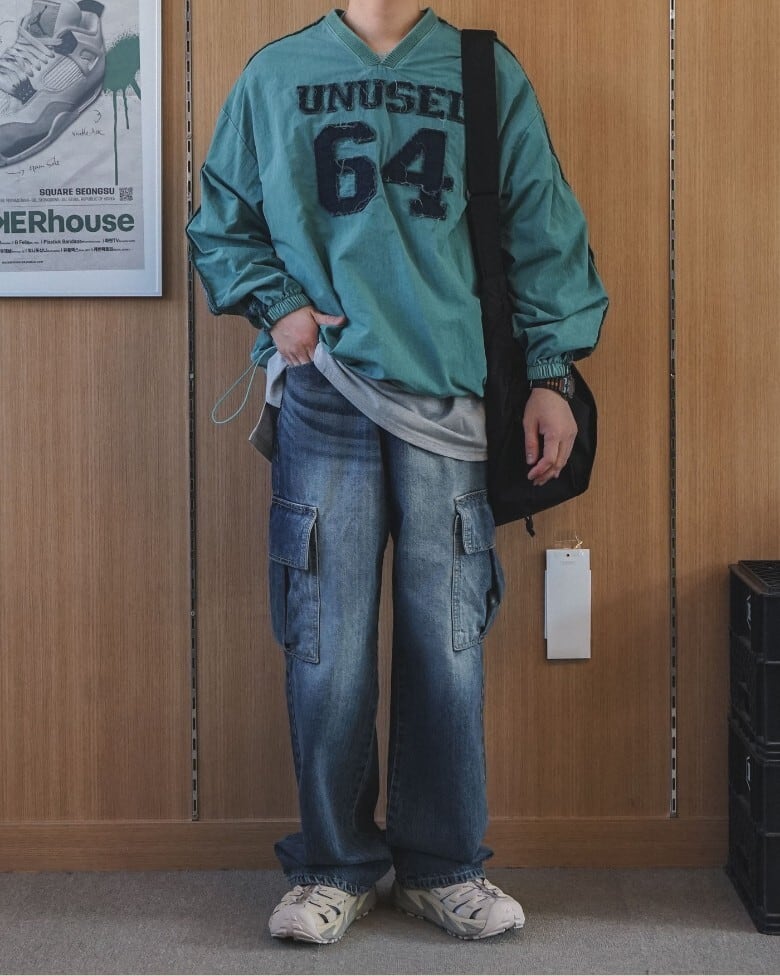 ☆BOYNEXTDOOR イハン 着用！！【FADE ROOM】USED PIGMENT V-NECK