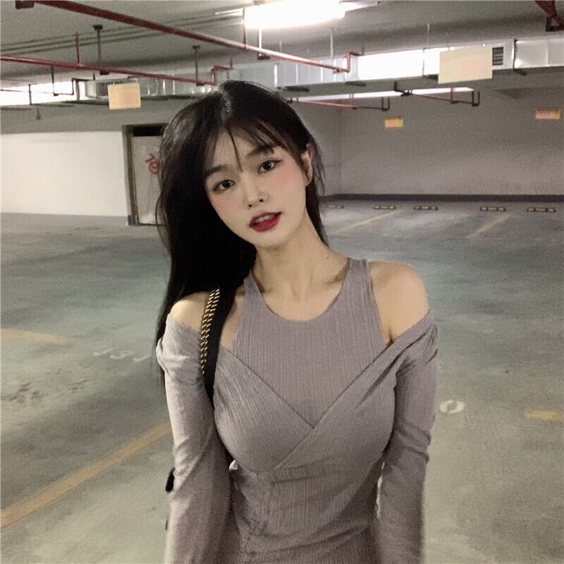 センスステッチフェイクツーピースオフショルダー長袖ワンピース女性2020年秋新作スカートウエストスリムショートスカート ブラックストロベリース9985832647