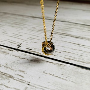 シンプルトリプルリングステンレスネックレスsvgdgd