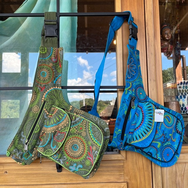 刺繍カラフルヒップバック