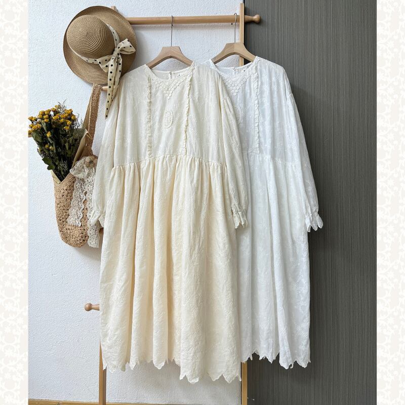 胸元ラインフリル花柄刺繍スカラップ裾ワンピース W2013
