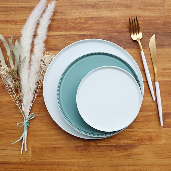 波佐見焼 20cmプレート 十草（丸） （白マット・ターコイズ）21-086