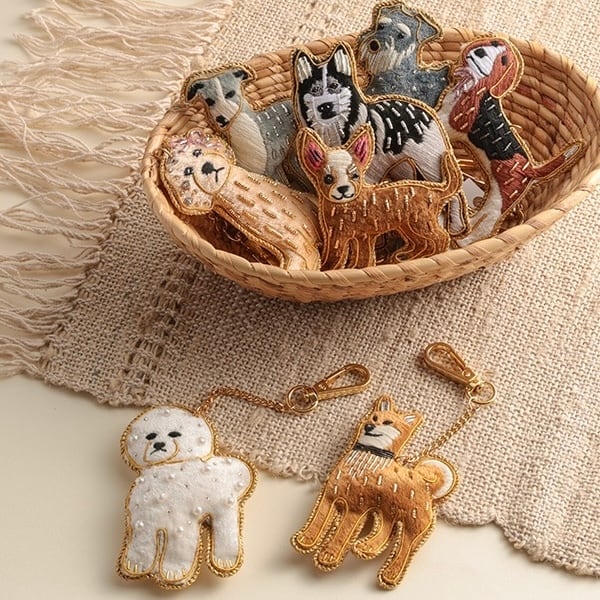 For dog lovers ザリ刺繍キーチャーム | イートムアート