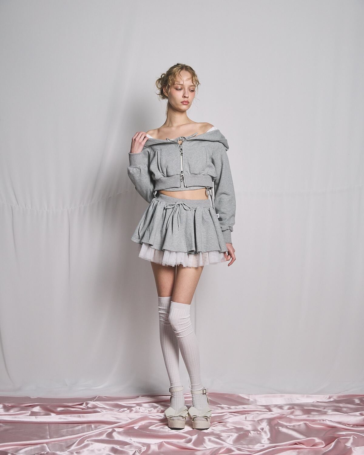 サンプルセール】オフショルパーカーGRAY | lilLilly official webstore