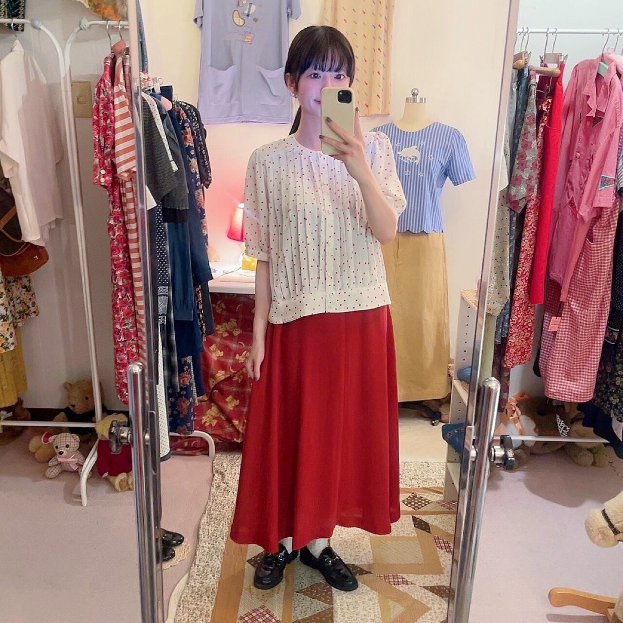red dot pleats white blouse