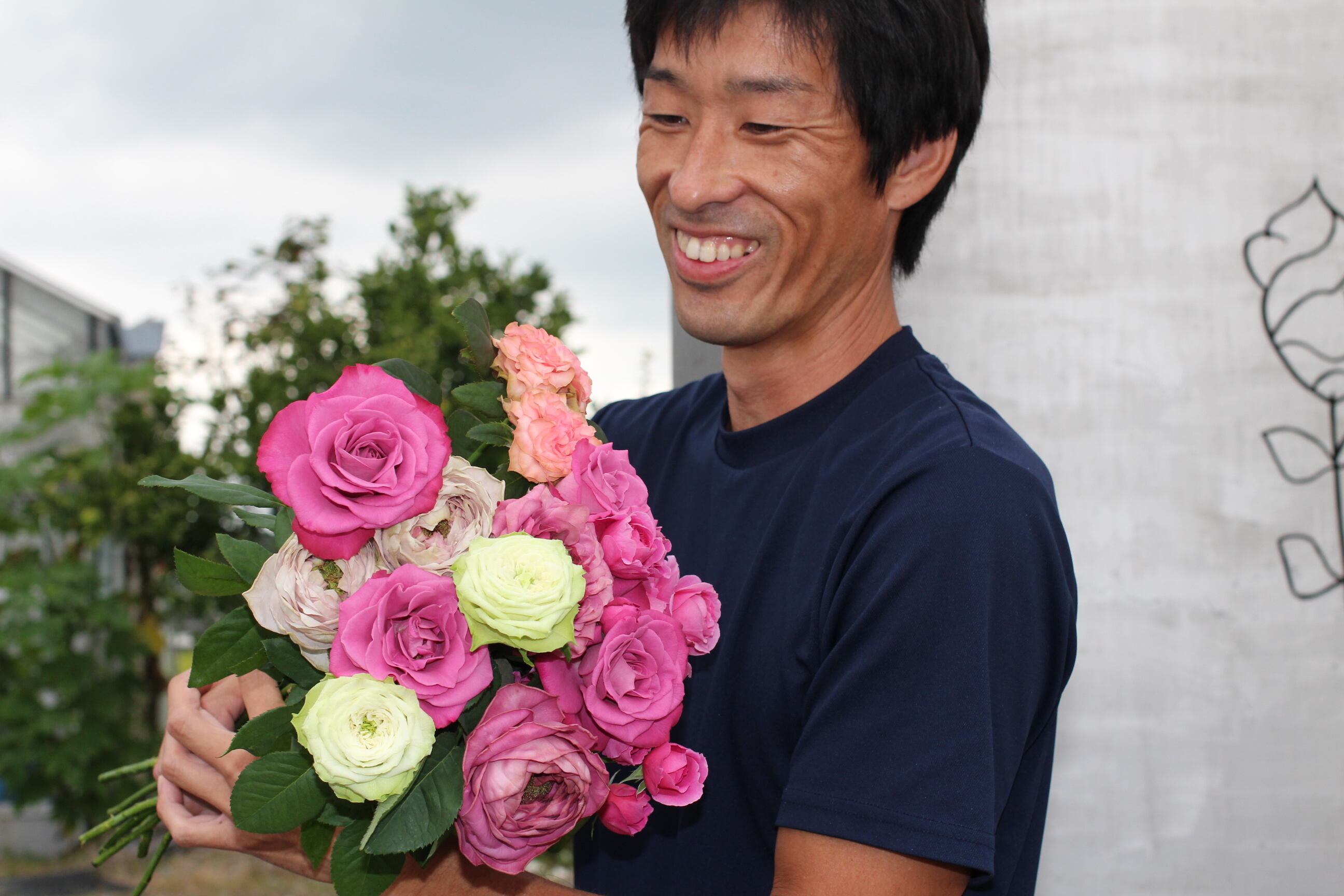 バラ ヤギグリーン 10本 やぎバラ育種農園 送料込 よいはな Yoihana 最高品質のお花をお届けするネット通販