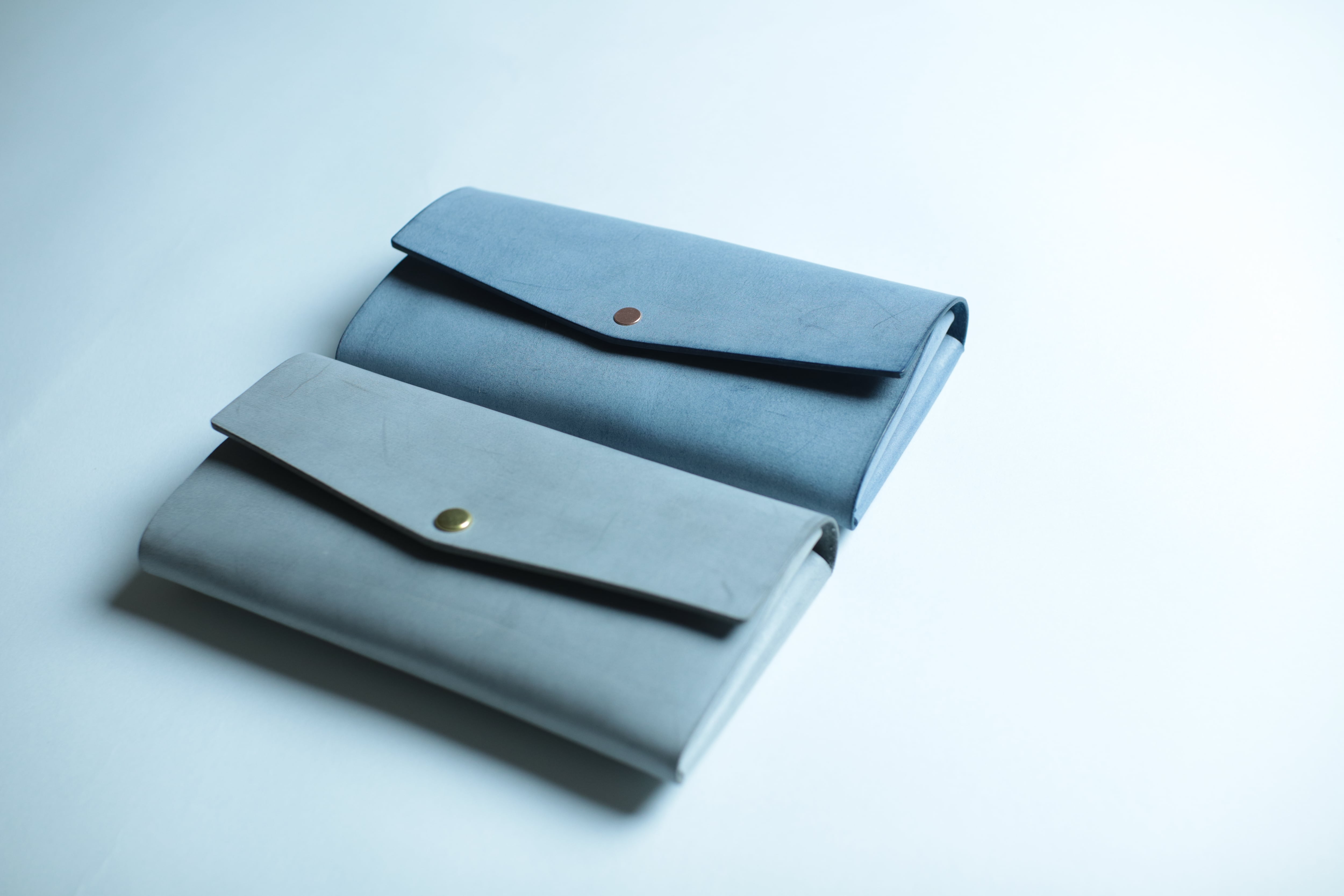 ミニ長財布 viel ブルー or グレー | die Tasche