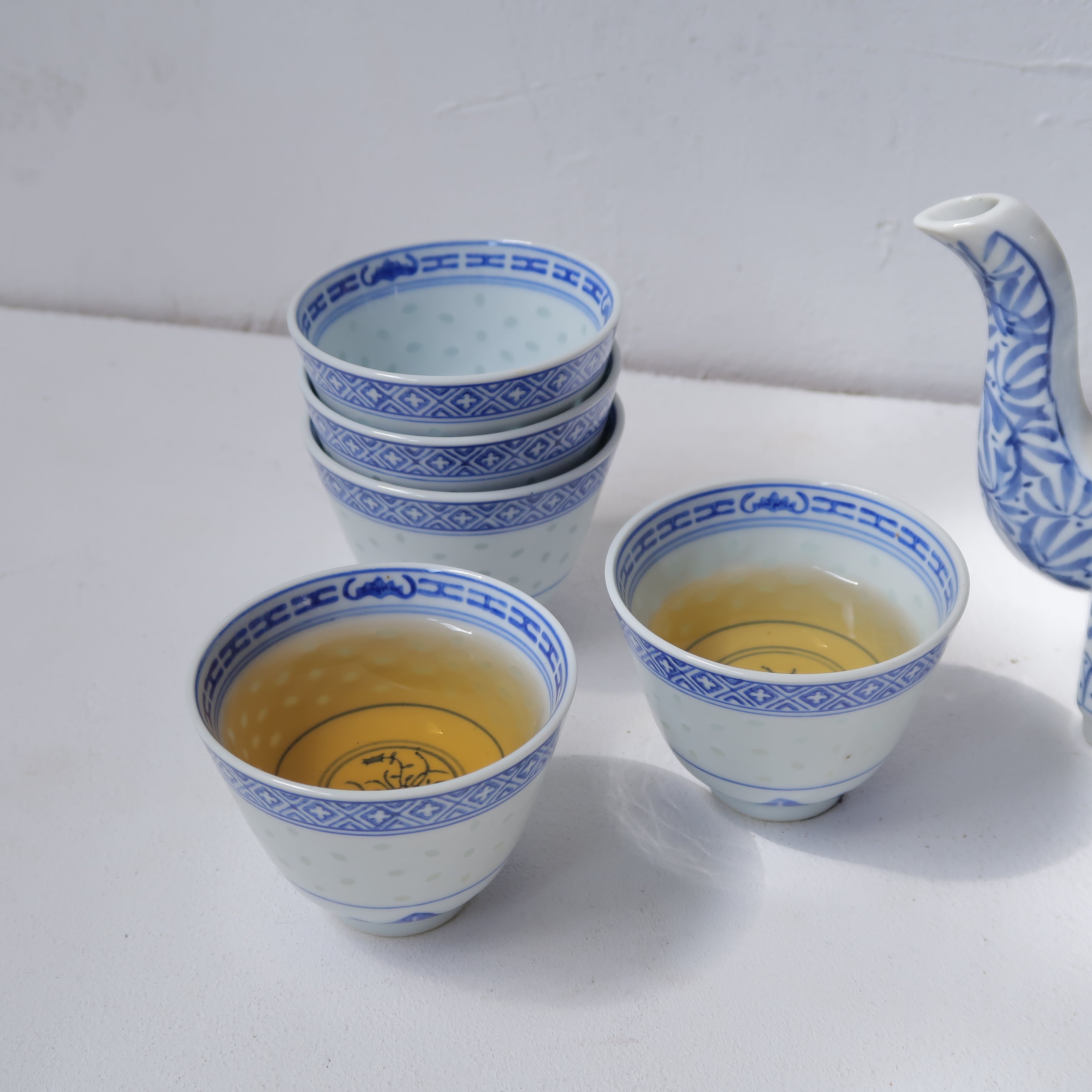 蛍手の湯呑 | SUISUI