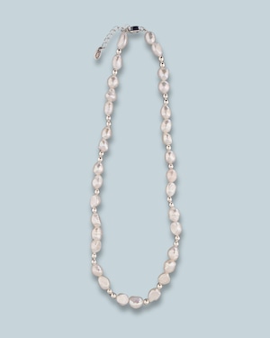 pilvi necklace -pearl/silver-