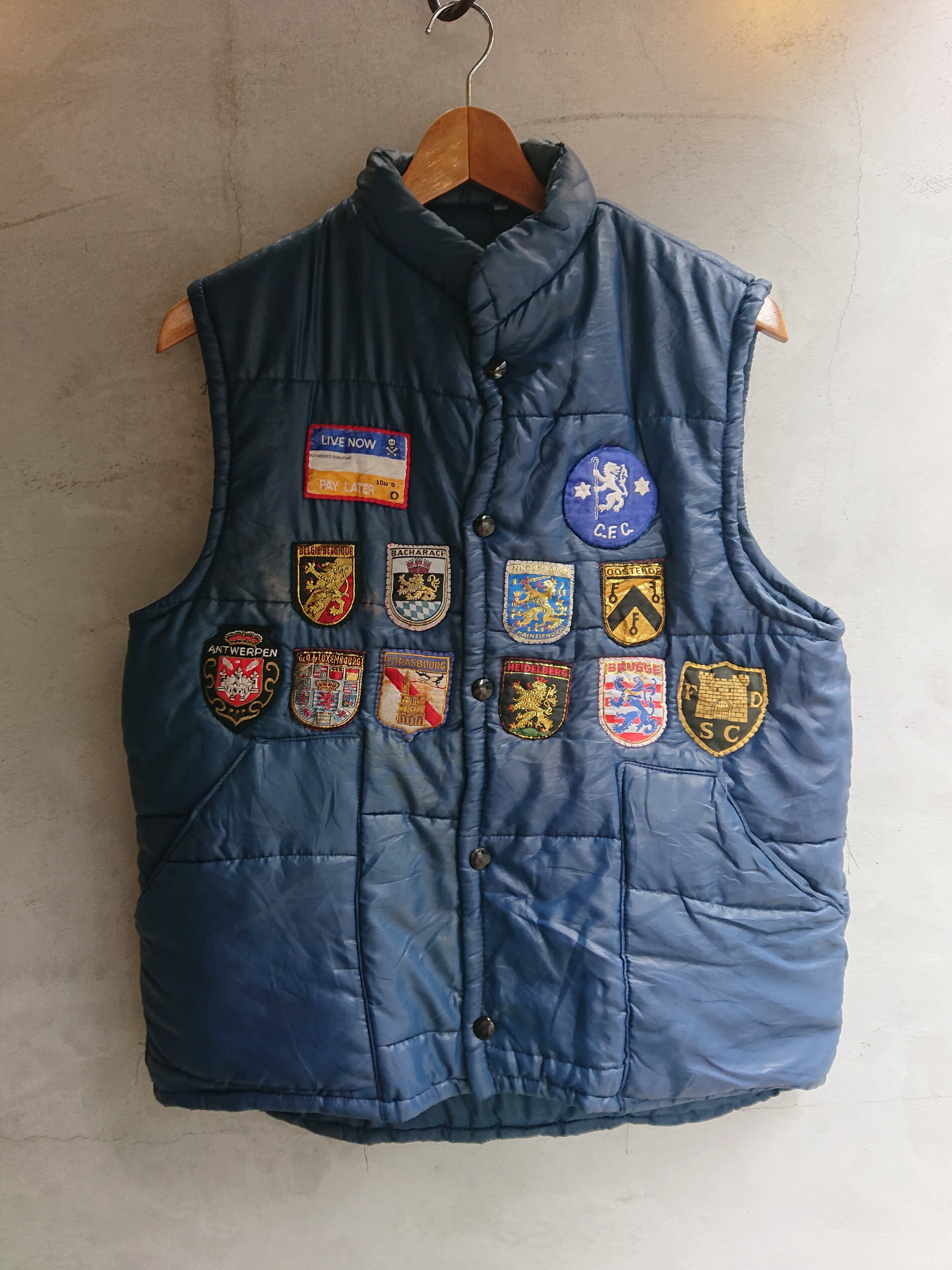 1970s VINTAGE QUILTED VEST