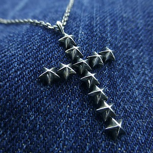 ★amp japan 16AJK-171／Star Studs Large Cross Necklace