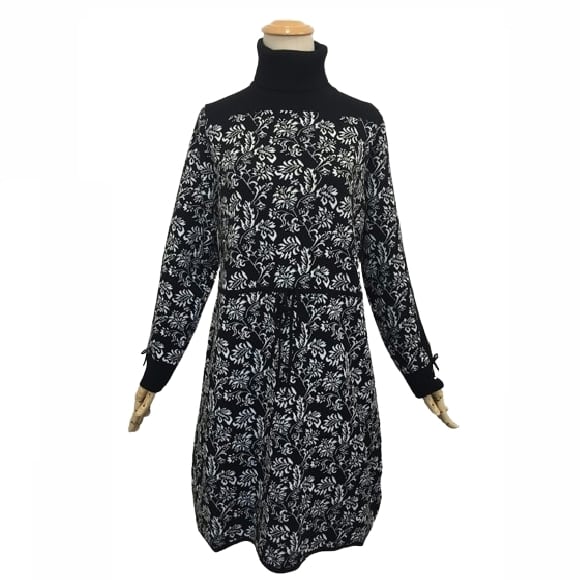 Super Beauty ニットワンピース タートルネック LL 薔薇 ブラック Super Beauty ニットワンピース タートルネック LL 薔薇