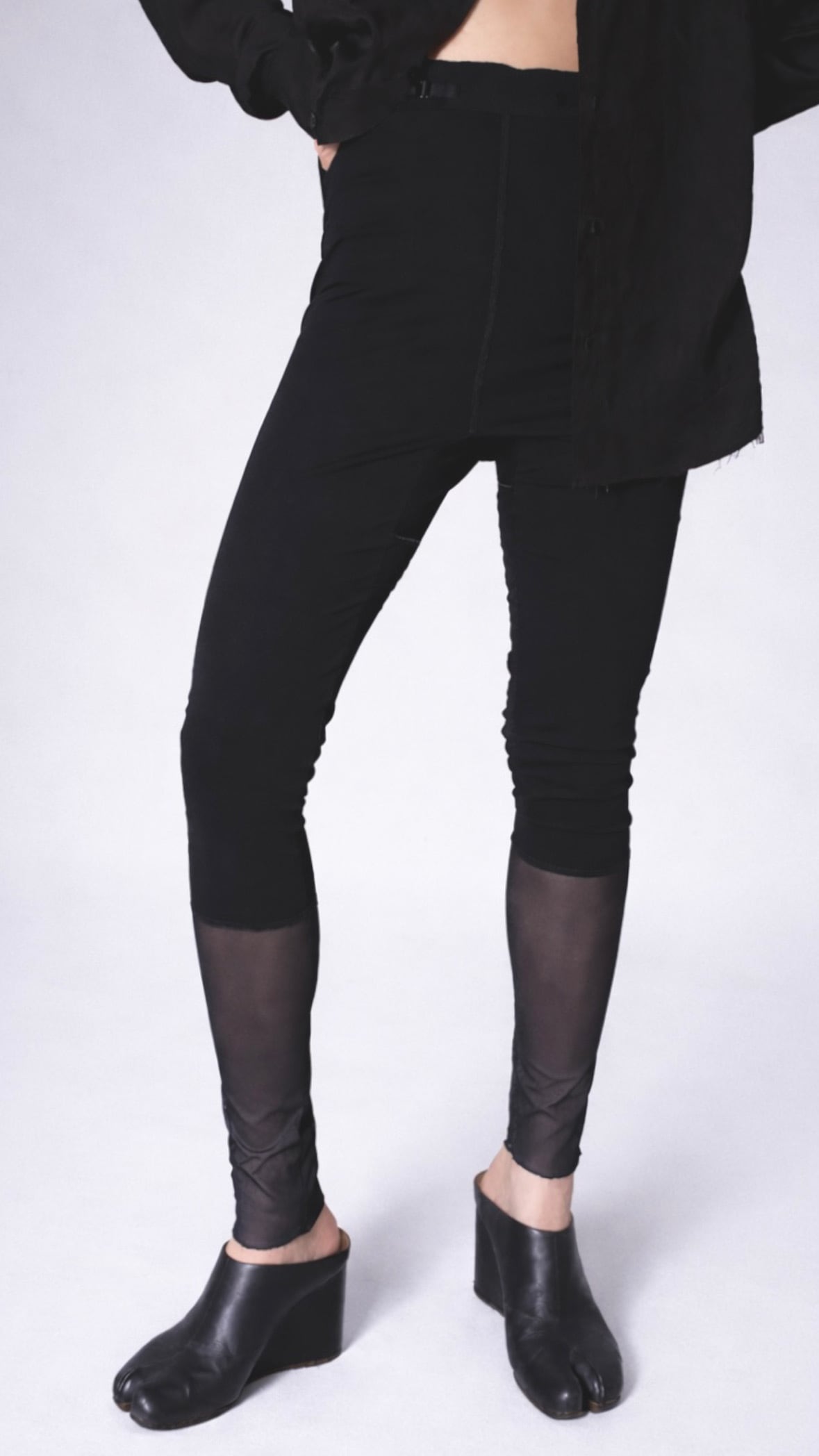 OVERNEATH  [NETCOMBO LEGGINGS]