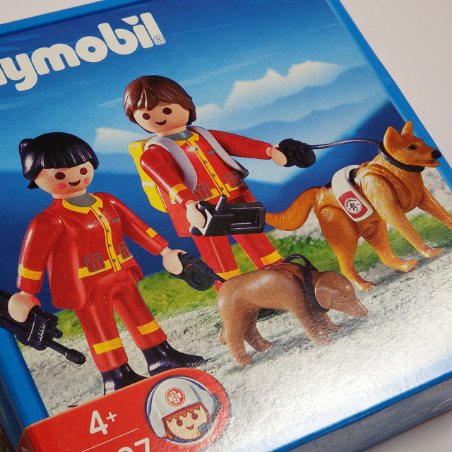 PLAYMOBIL 4227 – Set Scuola Per Cani Di Salvataggio Con 2 Figure E 2 Cani, Giocattolo Per Bambini 4+ Anni