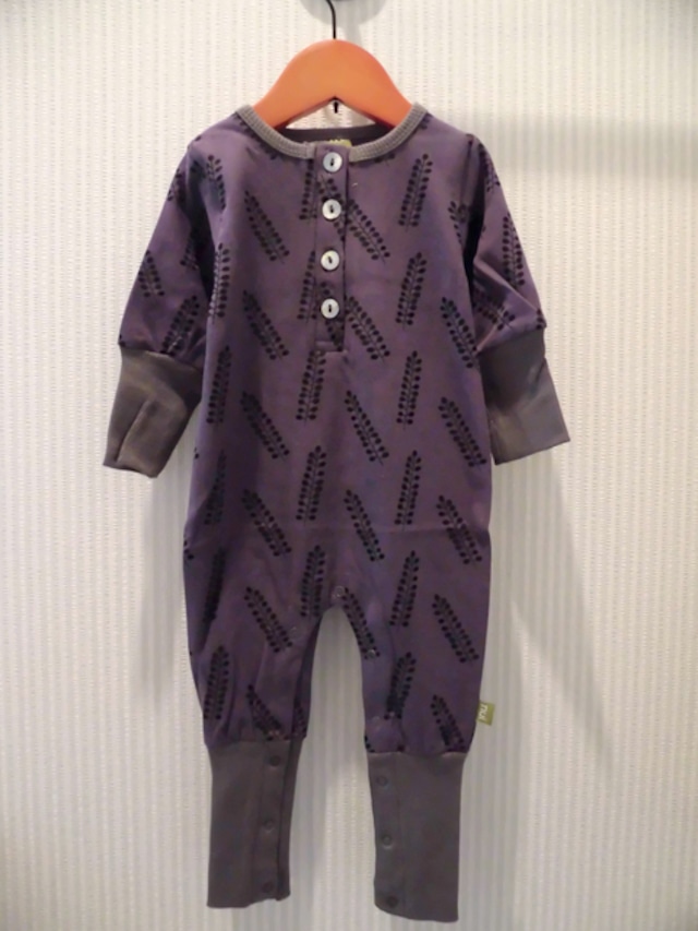 オーガニックコットン　長袖ロンパース　ベビー服　pukeko playsuits　Grape【nui】