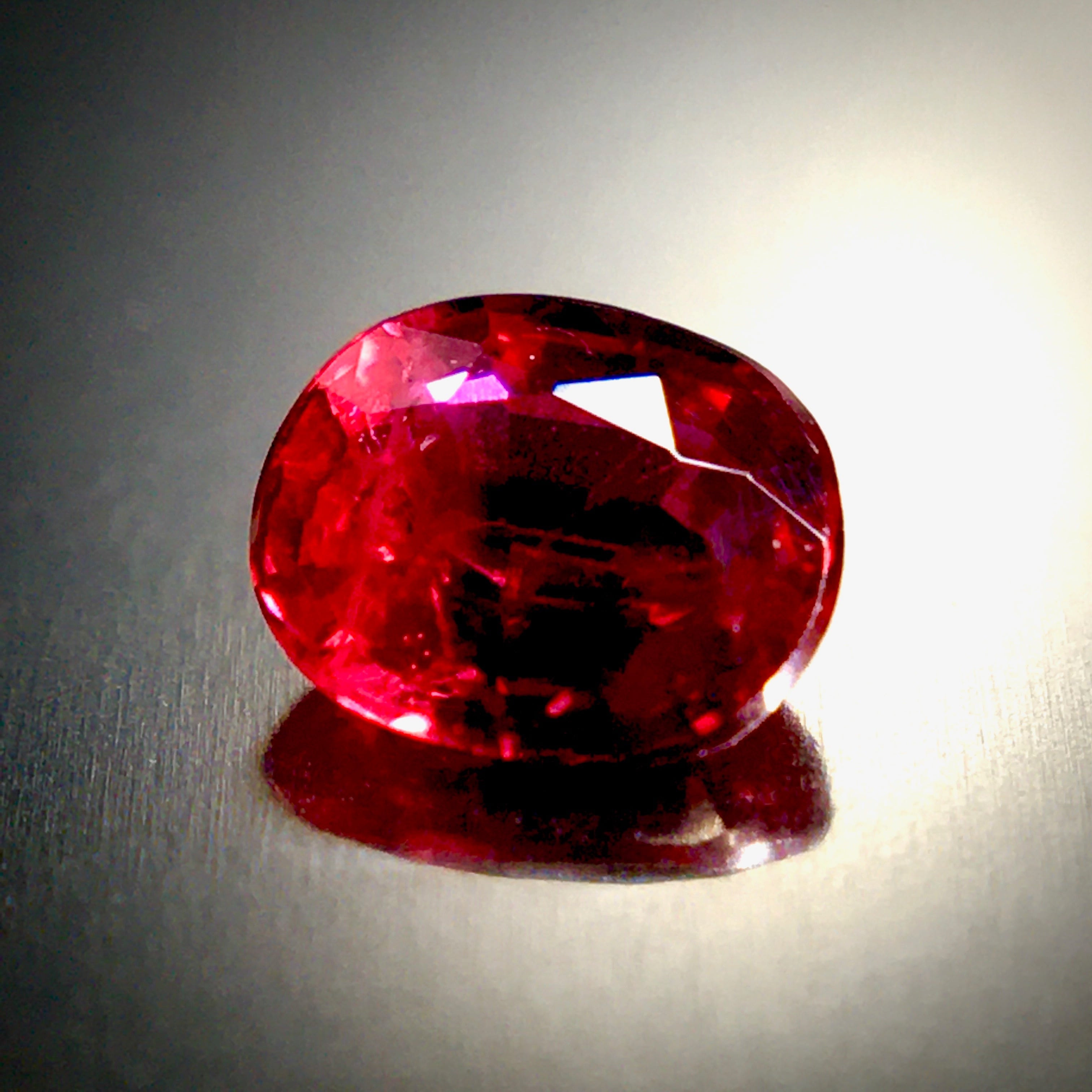 妖艶な”血紅”の宝石 0.2ct 天然 ピジョンブラッド ルビー
