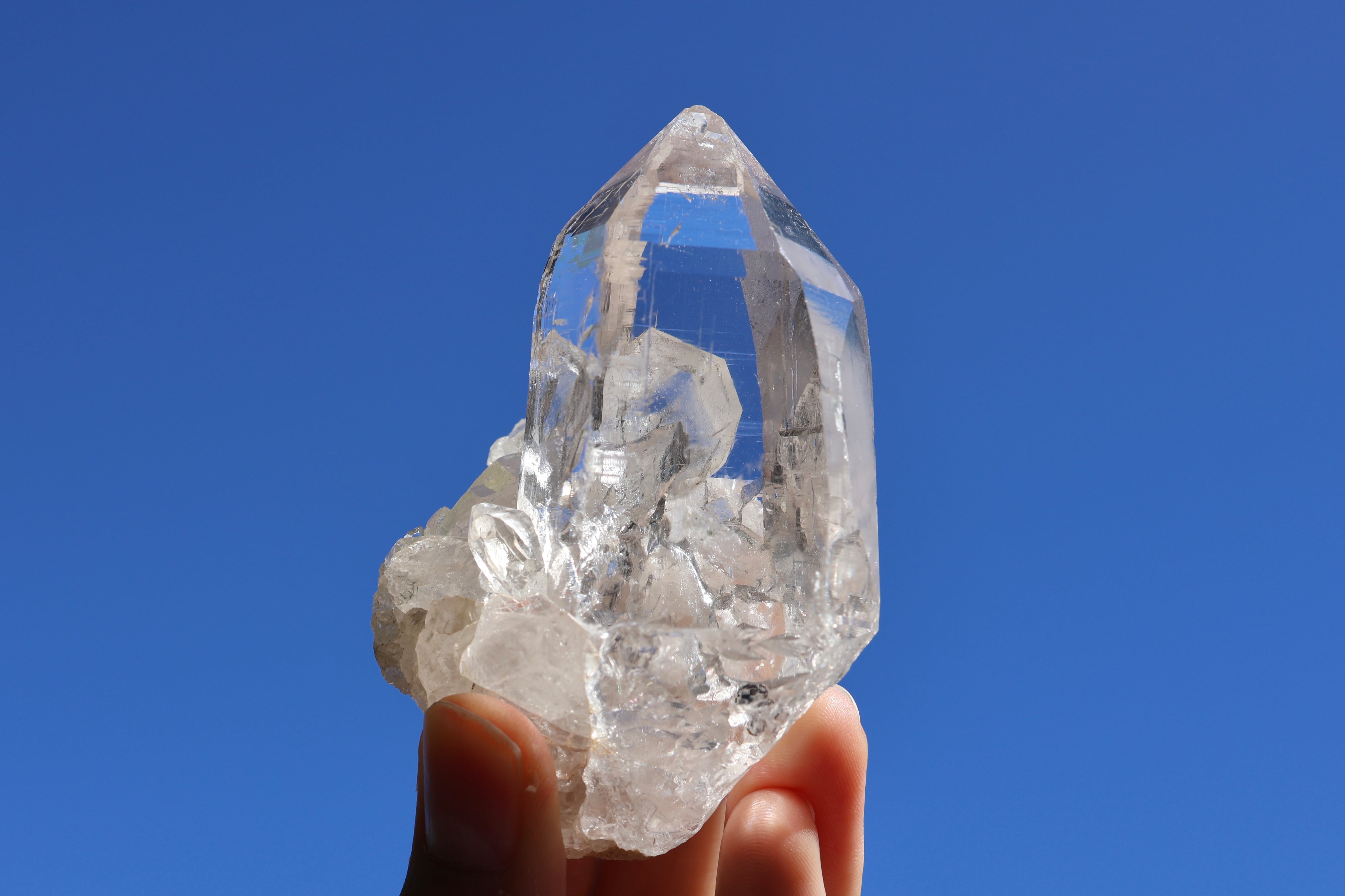 ヒマラヤ水晶 ガネーシュヒマール産 | 石垣島の夜光貝アクセサリーと